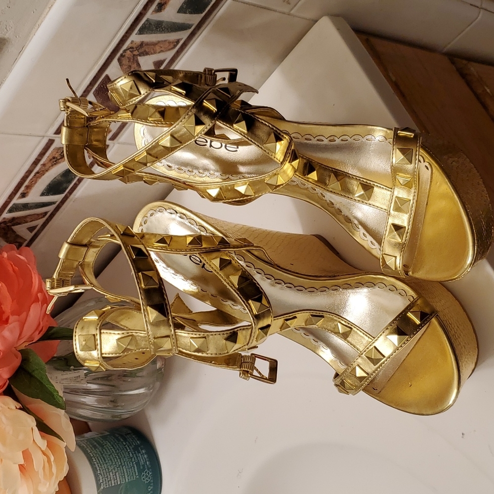 shoes  in wedges